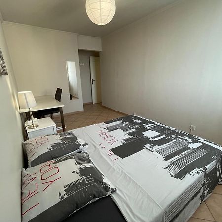Chambre Privee En Colocation Dans Un Appartement Vaulx En Velin Centre Dış mekan fotoğraf