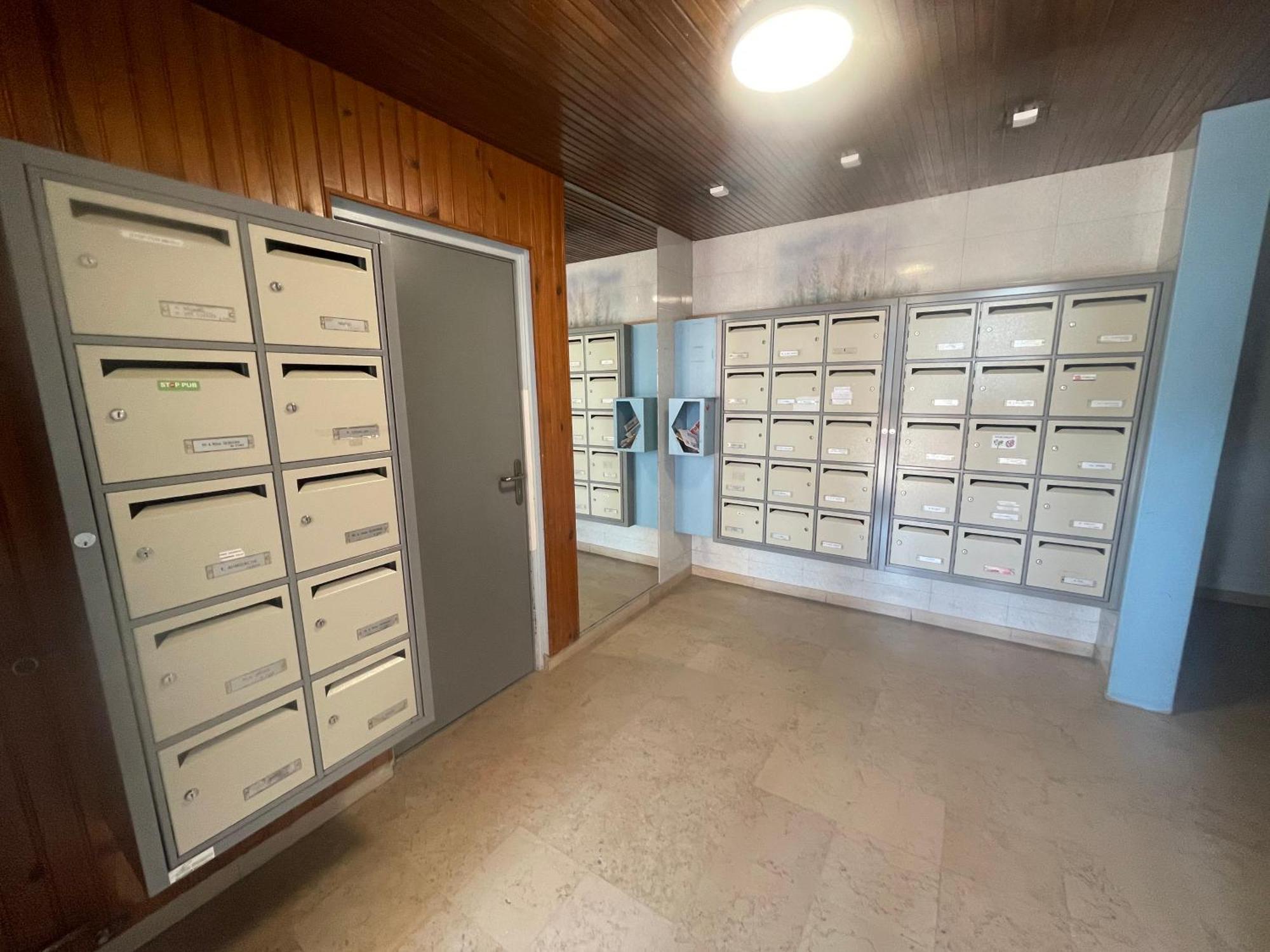 Chambre Privee En Colocation Dans Un Appartement Vaulx En Velin Centre Dış mekan fotoğraf