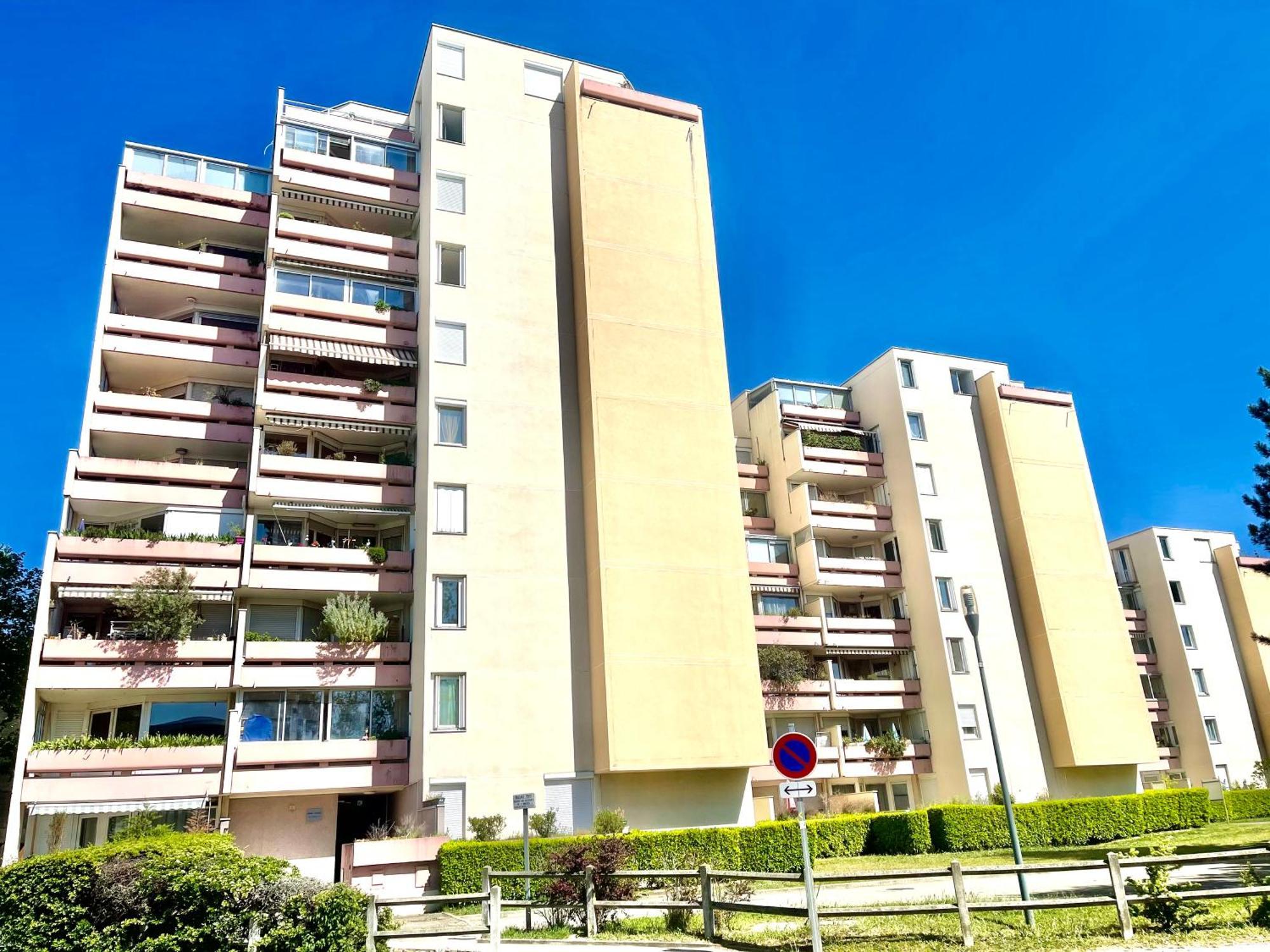 Chambre Privee En Colocation Dans Un Appartement Vaulx En Velin Centre Dış mekan fotoğraf